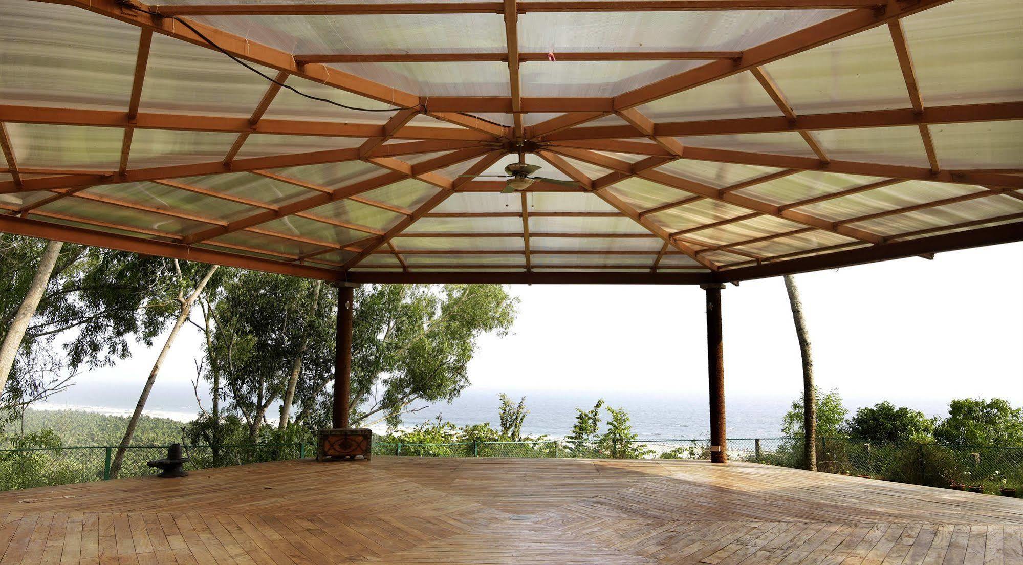 Ananda Lakshmi Ayurveda Retreat Hotel Chowara Bagian luar foto